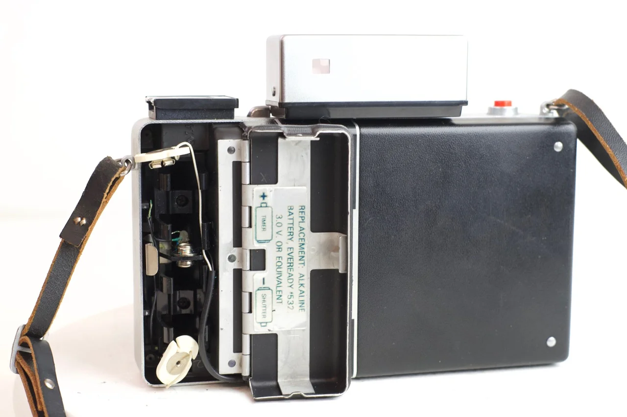 Polaroid Automatic 450 Land Camera - Fully Functional Instant Pack